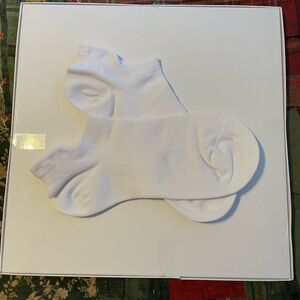 NWB White Ankle Socks
